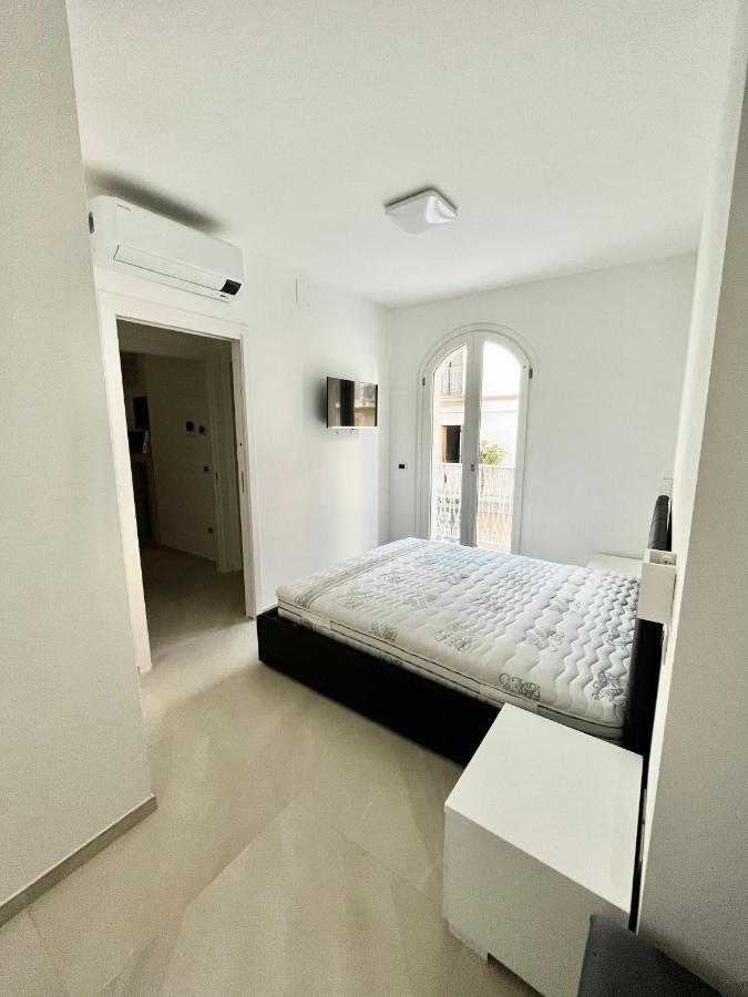 Sun Beach Apartment - New Сан-Бенедетто-дель-Тронто Екстер'єр фото